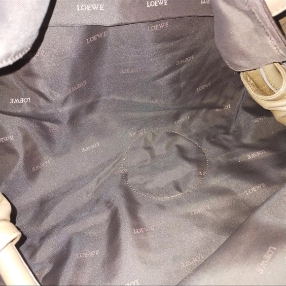 AUTH Loewe Drapy Slouchy Tote Handbag - Picture 6 of 8